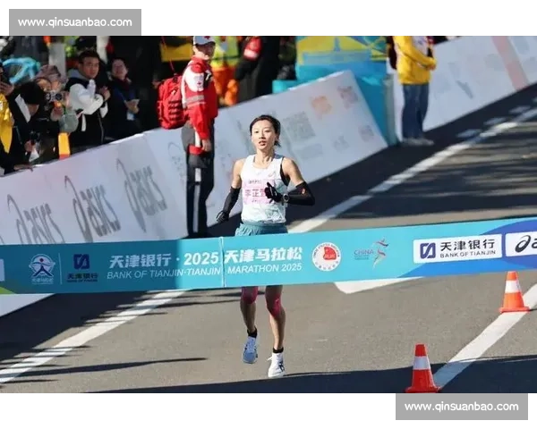 天津马拉松：李芷萱破纪录夺冠 亚瑟士助力创佳绩