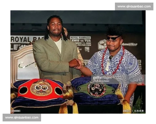 刘易斯对决图阿的巅峰之战揭示拳坛力量与技巧博弈时代意义与未来走向 刘易斯对决图阿的巅峰之战揭示拳坛力量与技巧博弈时代意义与未来走向